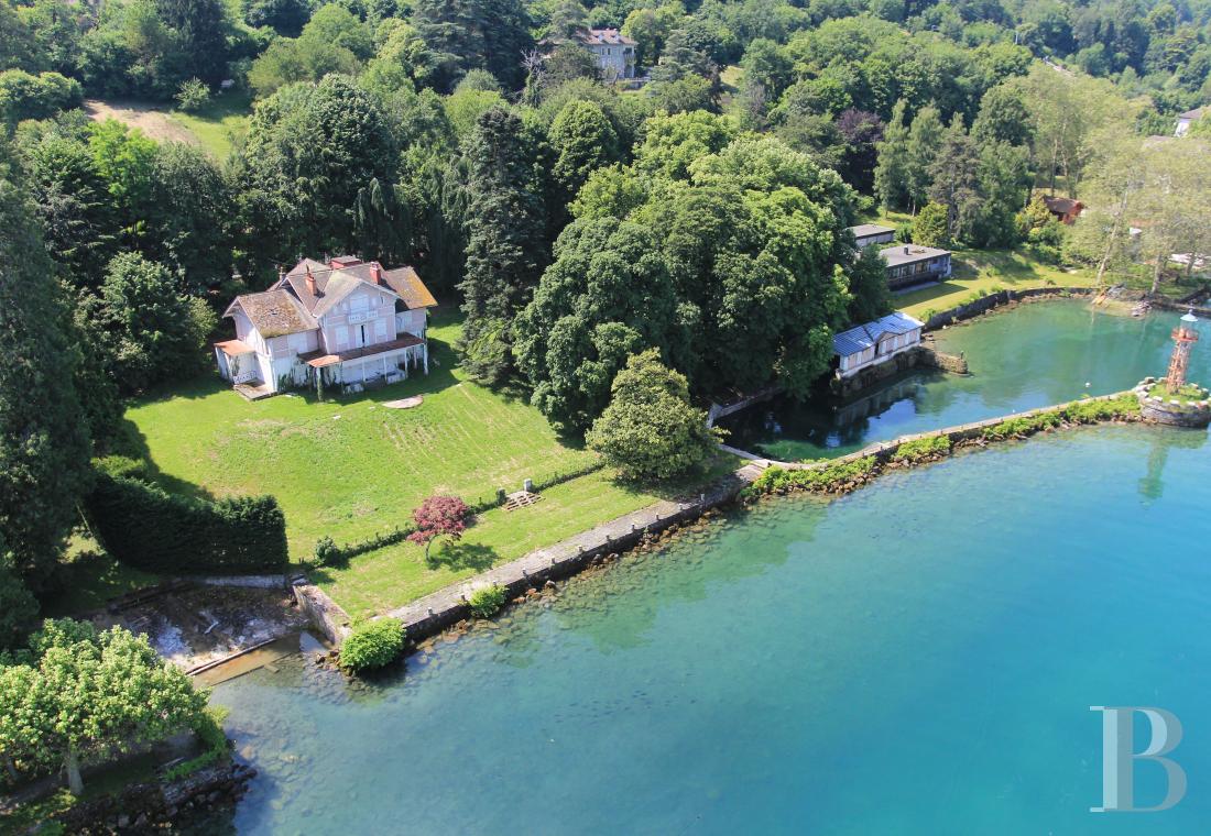mansion houses for sale France rhones alps   - 1